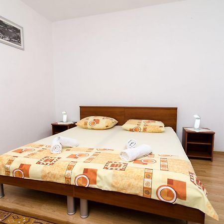 Rooms Karla Polace Luaran gambar