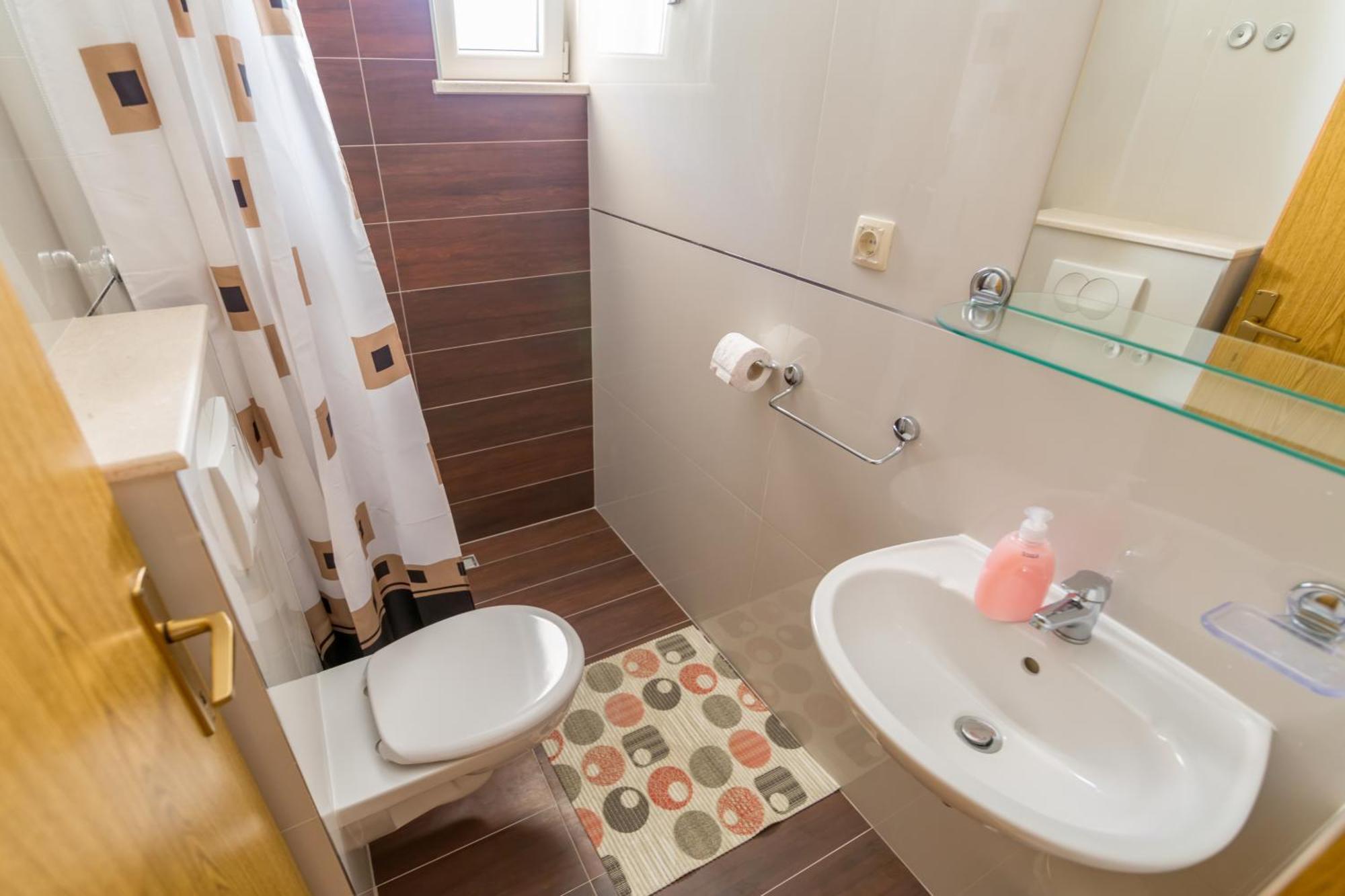 Rooms Karla Polace Bilik gambar